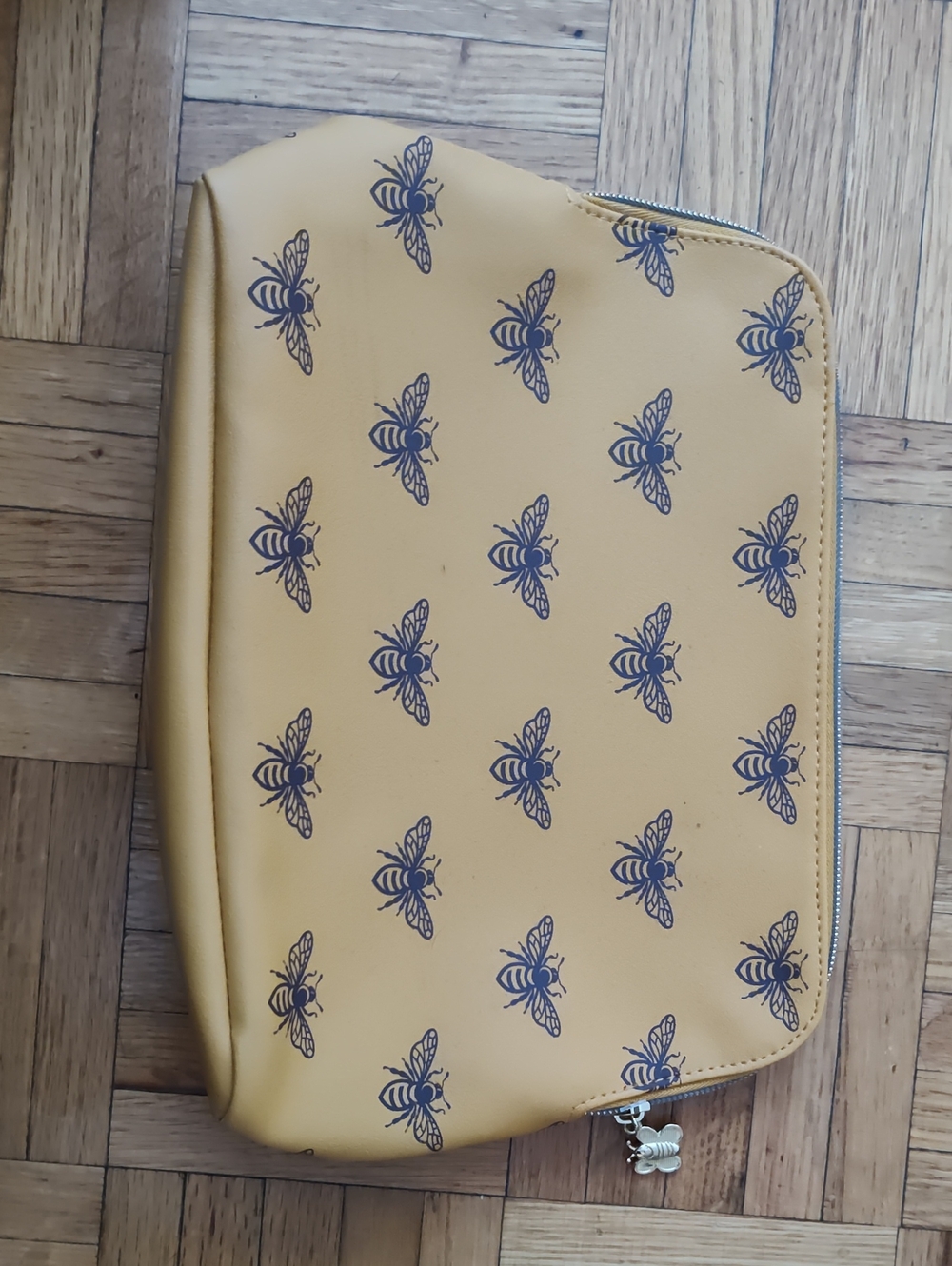 Yellow Bee Print Zip makeup Pouch - Picture 1 of 3